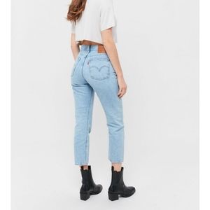 Levi's Wedgie Crop - Montgomery baked